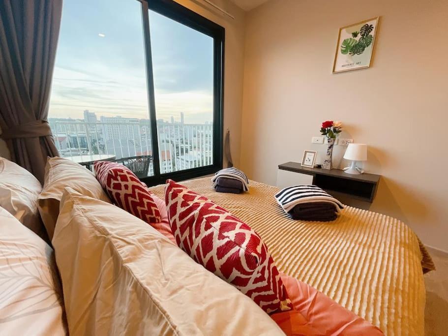 Base Central Pattaya Long Balcony King-Bed With Infinity Pool & Free Netflix! 外观 照片