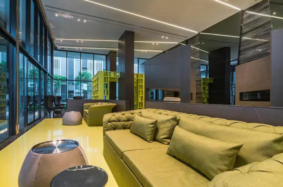 Base Central Pattaya Long Balcony King-Bed With Infinity Pool & Free Netflix! 外观 照片