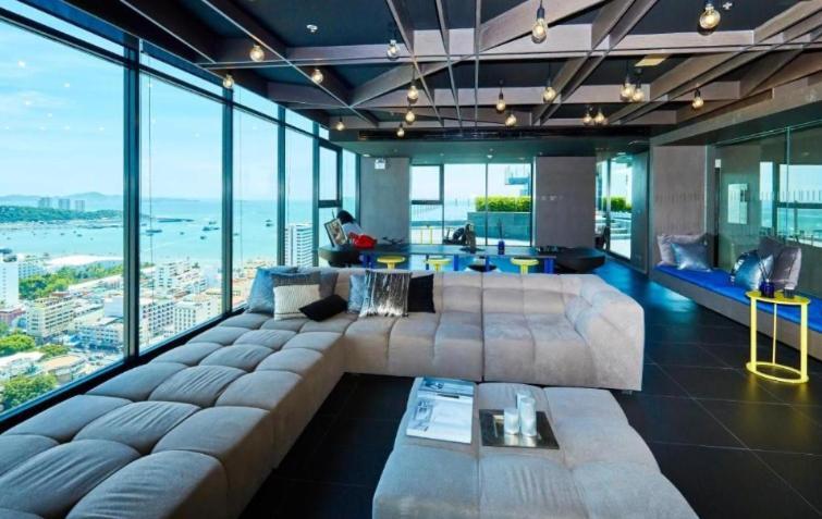 Base Central Pattaya Long Balcony King-Bed With Infinity Pool & Free Netflix! 外观 照片